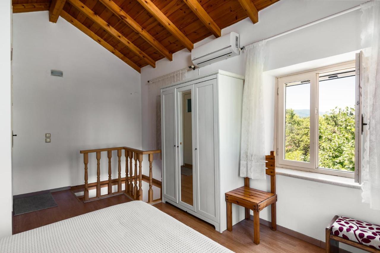 Traditional Rustic Maisonette By Konnect Ájosz Joánisz Periszterón Kültér fotó